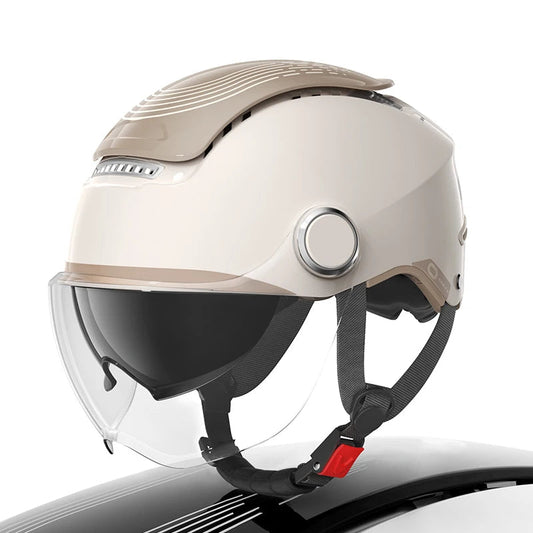 Casco motociclistico elettrico