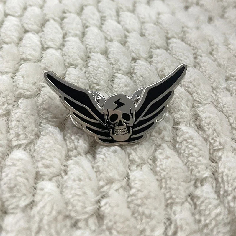 Lightning Skull Pins