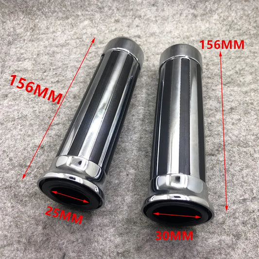 Chrome Skull Motorcycle Handlebar Grips