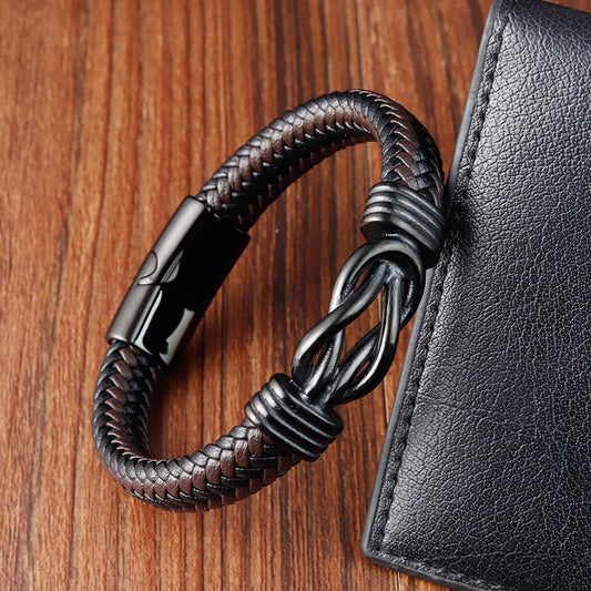 Lederarmband im Motorradfahrer Stil 