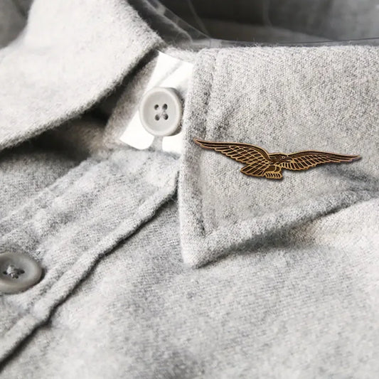Vintage Eagle Pin – Classic Style & Rider Spirit
